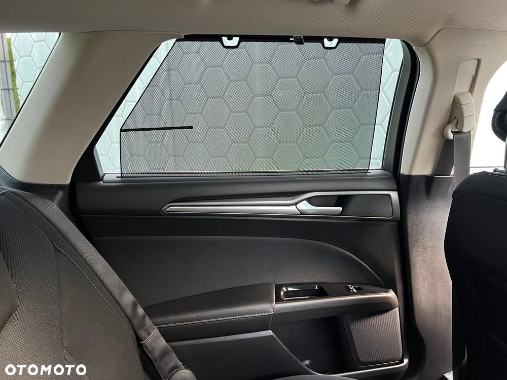 Ford Mondeo 2.0 TDCi Titanium - 19