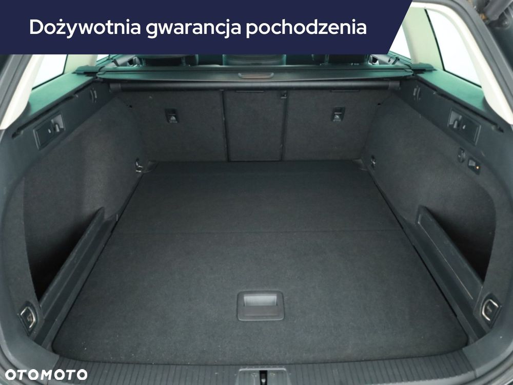 Volkswagen Passat Variant - 13