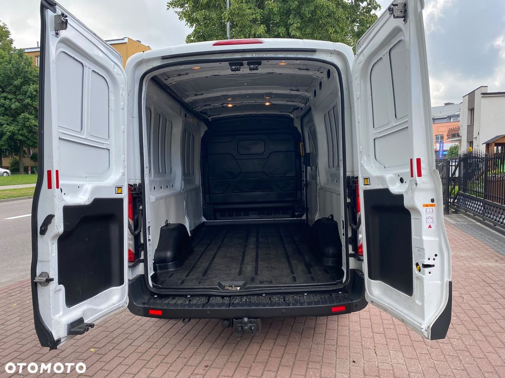 Ford Transit - 22