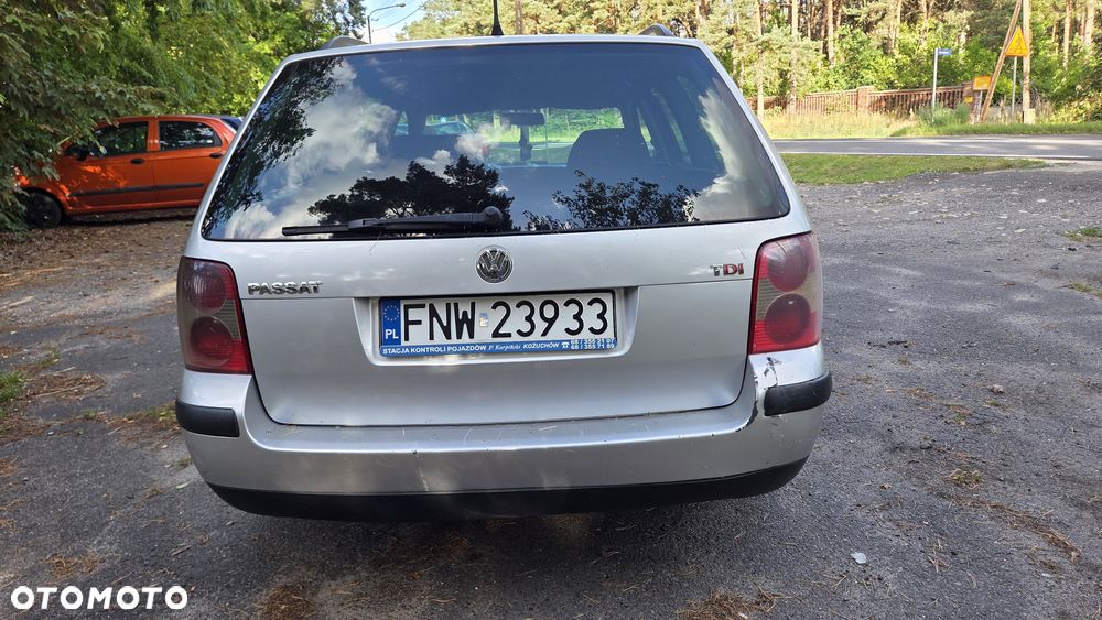 Volkswagen Passat 1.9 TDI Basis - 6