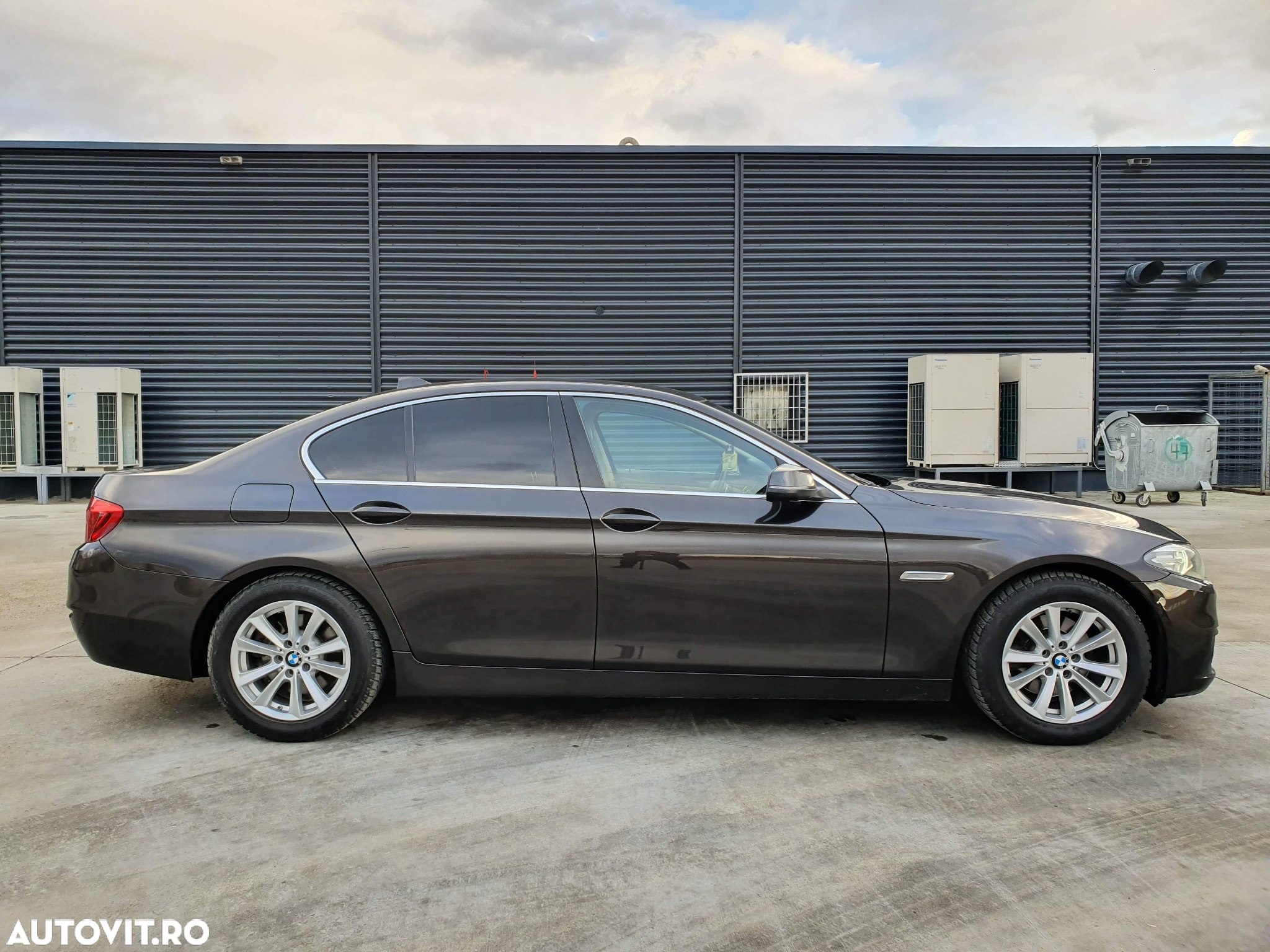 BMW Seria 5 520d xDrive AT - 8