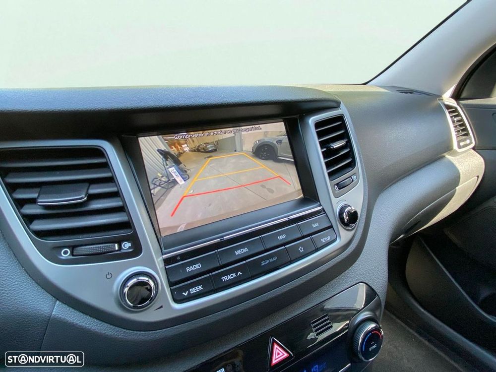Hyundai Tucson - 12