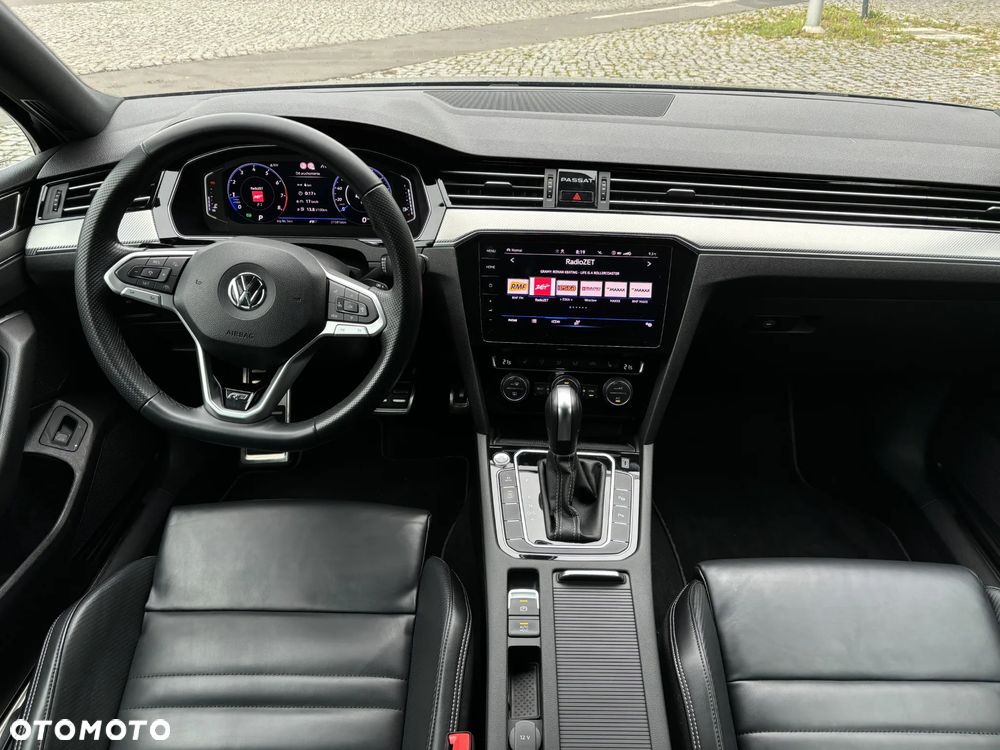 Volkswagen Passat 2.0 TSI Elegance DSG - 20