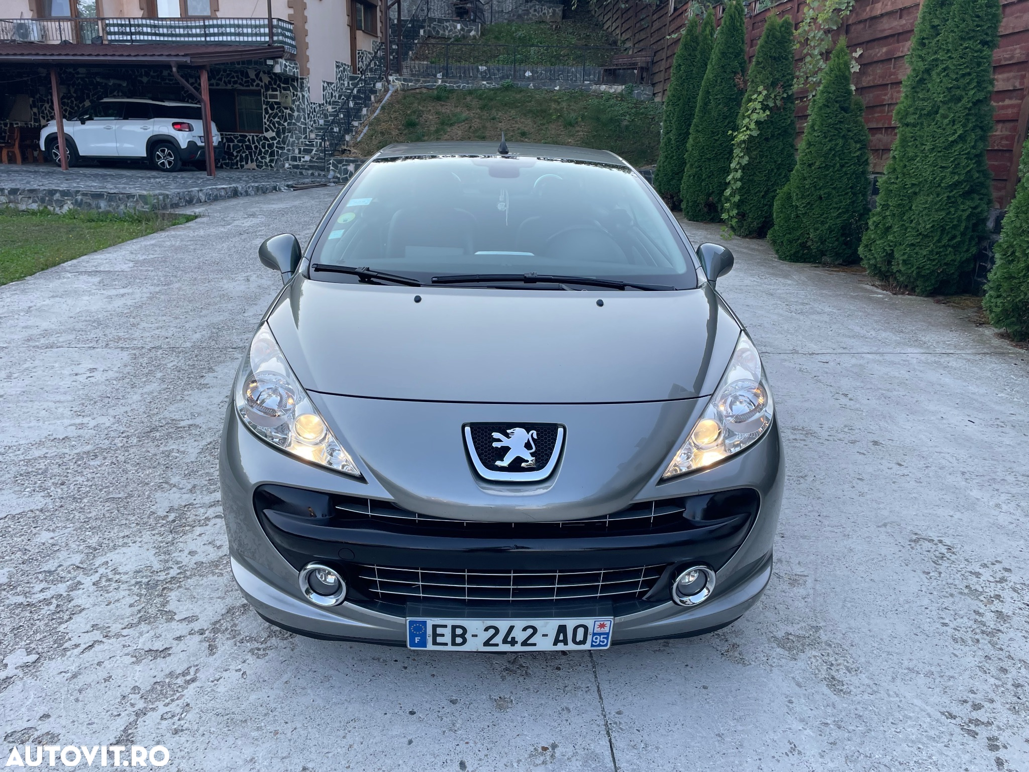 Peugeot 207 120 Automatik Premium - 8