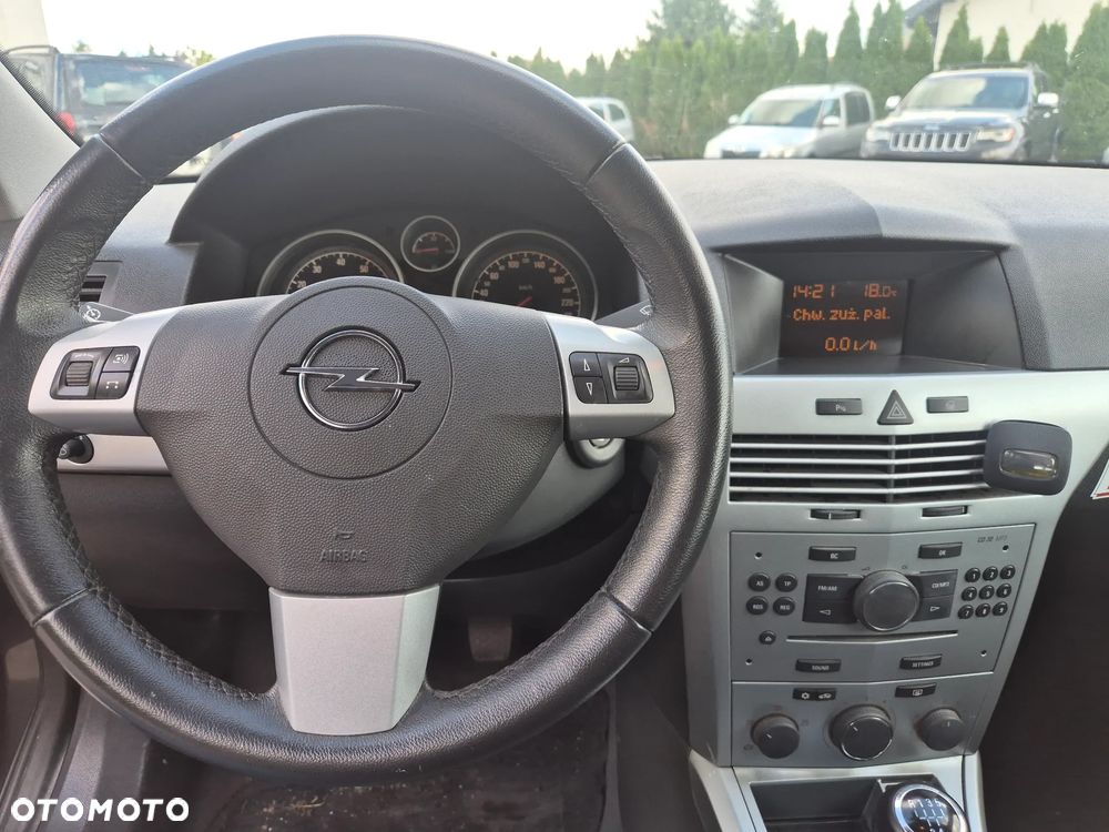 Opel Astra 1.4 Edition Plus - 22
