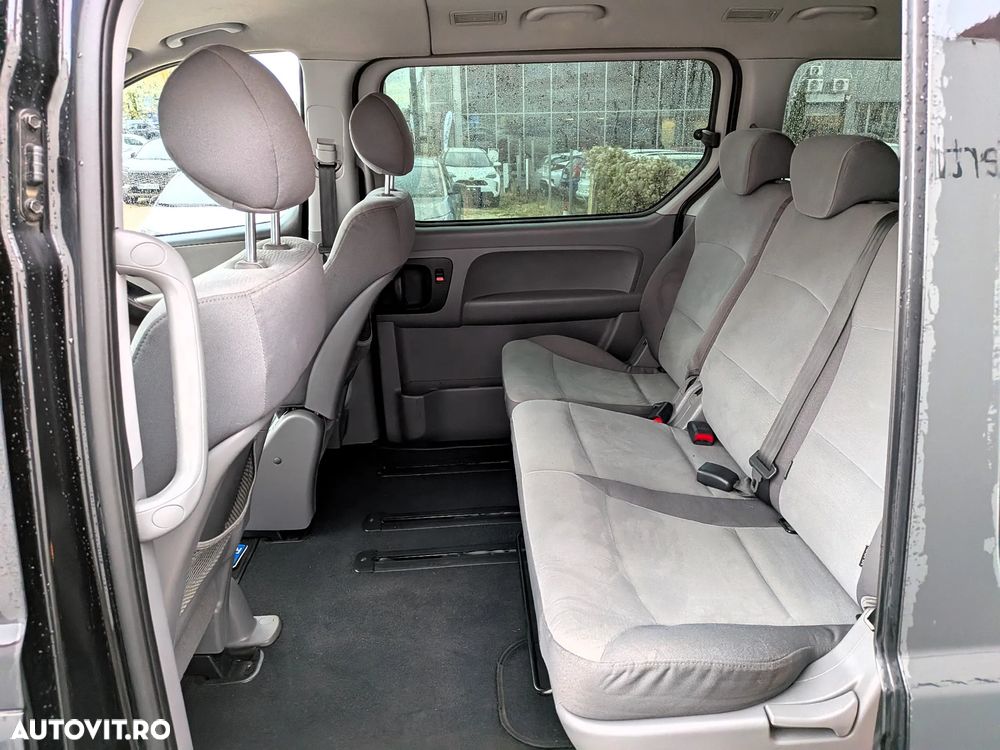 Hyundai H-1 2.5 CRDi Travel Comfort - 16