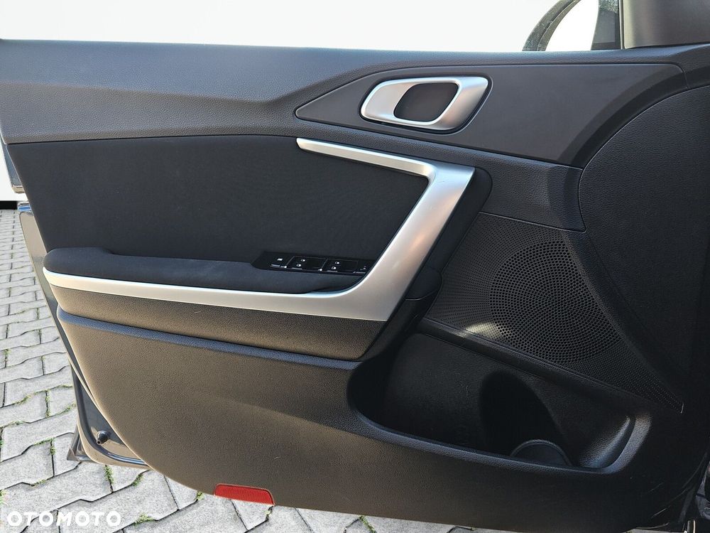 Kia Ceed - 18
