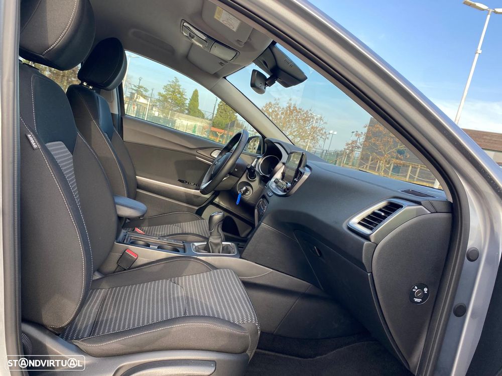 Kia XCeed 1.5 T-GDI Sport - 10