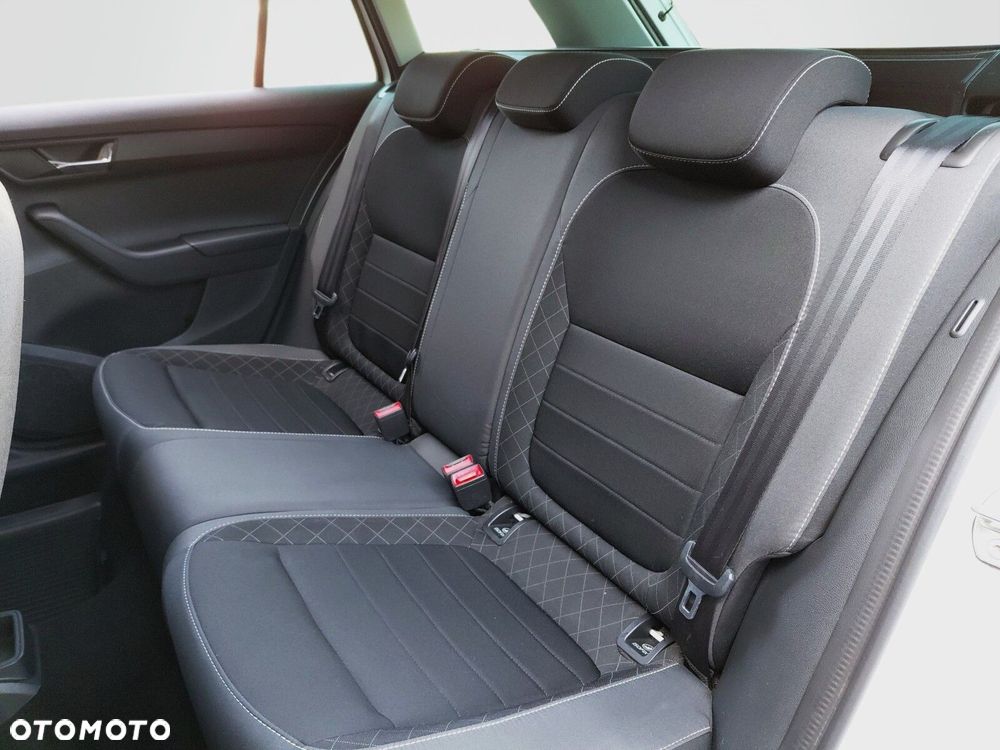 Skoda Fabia 1.0 TSI Ambition - 11