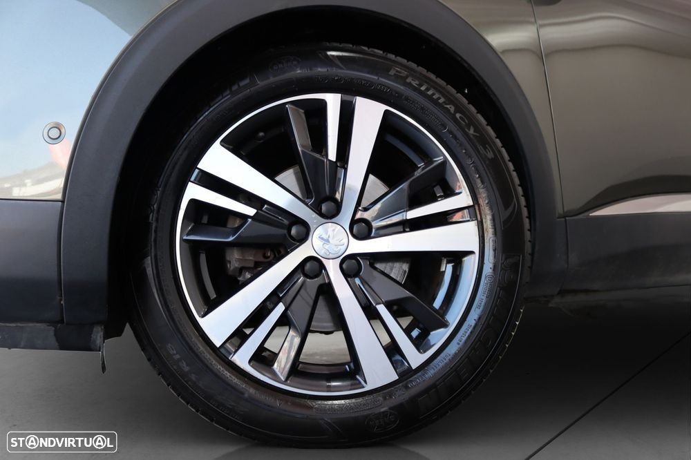 Peugeot 3008 PureTech 130 Stop & Start GPF EAT8 Allure - 13