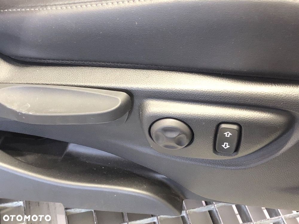 FOTEL PRAWY PRZÓD  OPEL MOKKA / MOKKA X (J13) 2012 - 2022 1.4 (_76) 103 kW [140 KM] benzyna 2013 - - 6