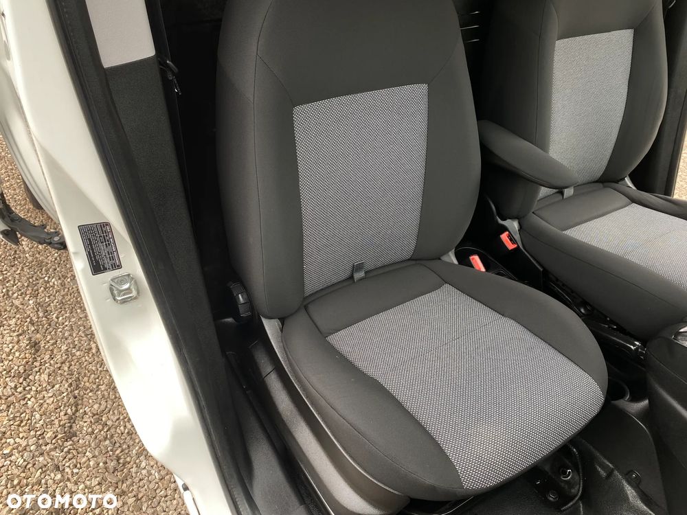 Fiat Doblo - 38