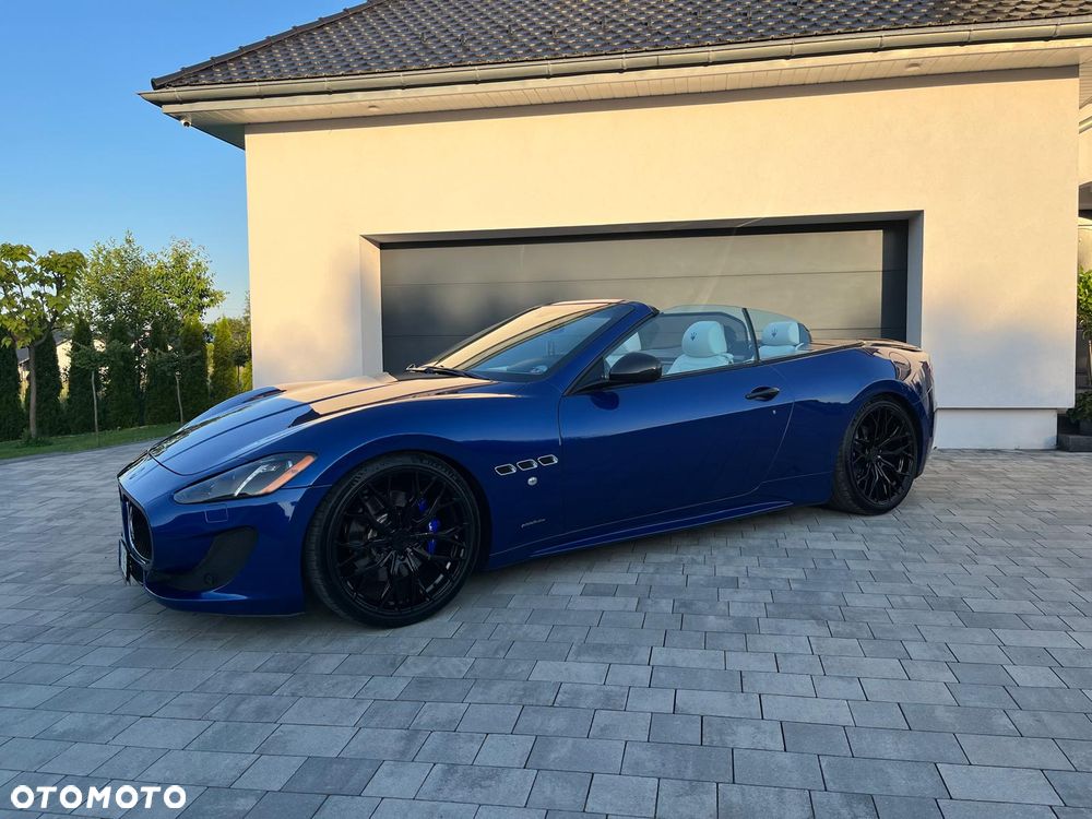 Maserati GranCabrio - 3