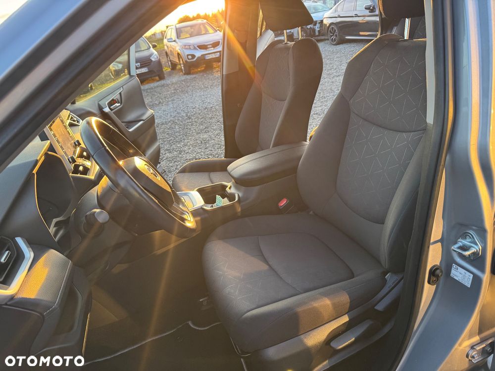 Toyota RAV4 2.5 Hybrid Comfort 4x2 - 12