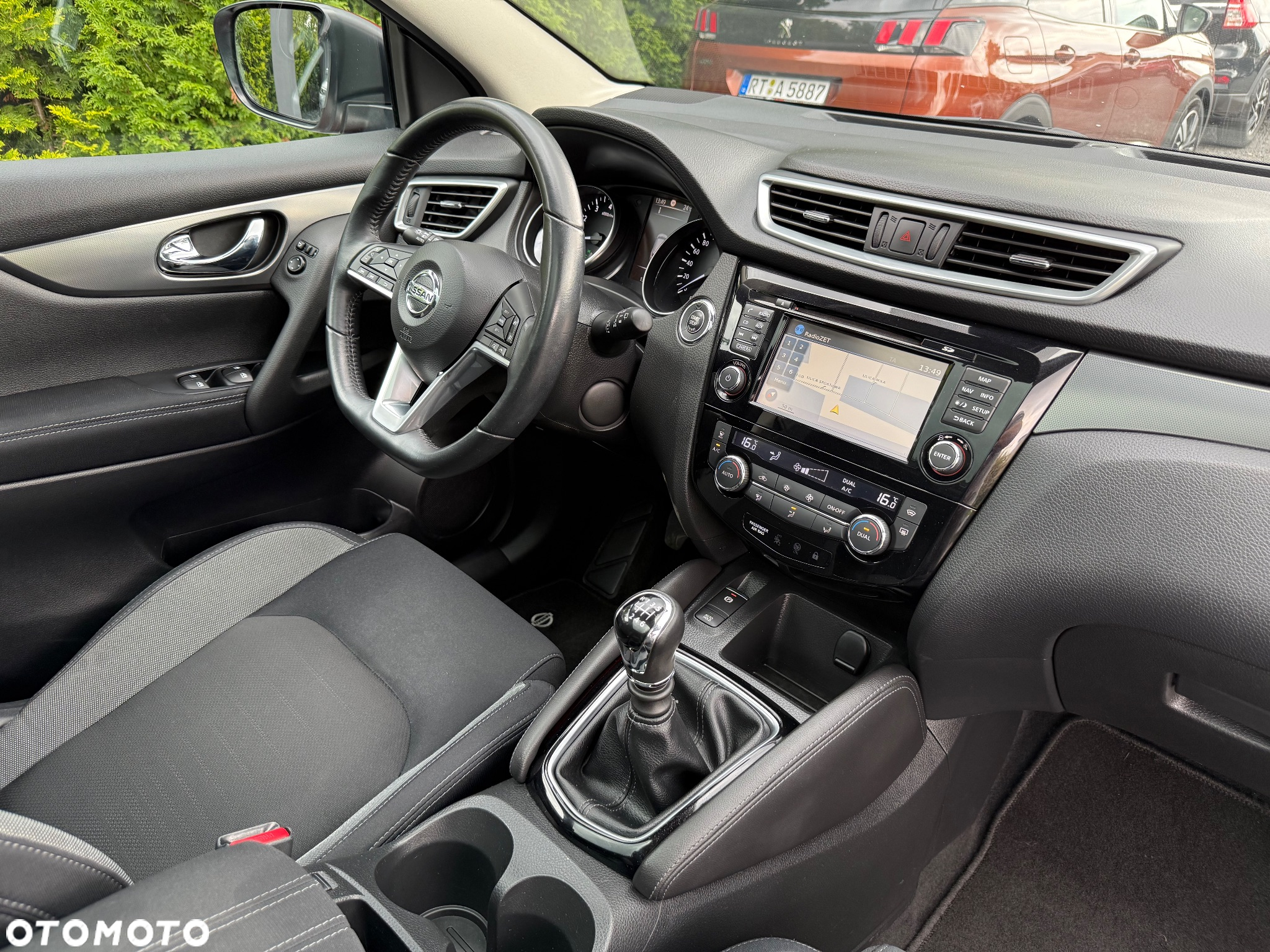 Nissan Qashqai 1.6 DIG-T N-Connecta - 10