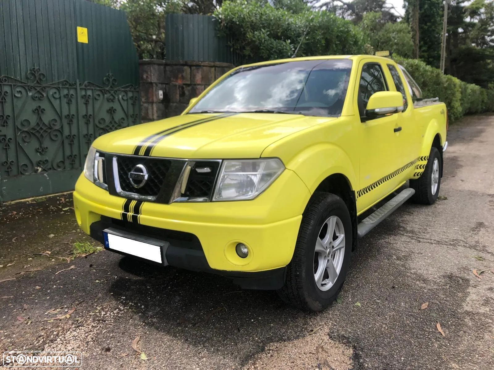 Nissan Navara 2.5 dCi CD LE Sport Edition - 1
