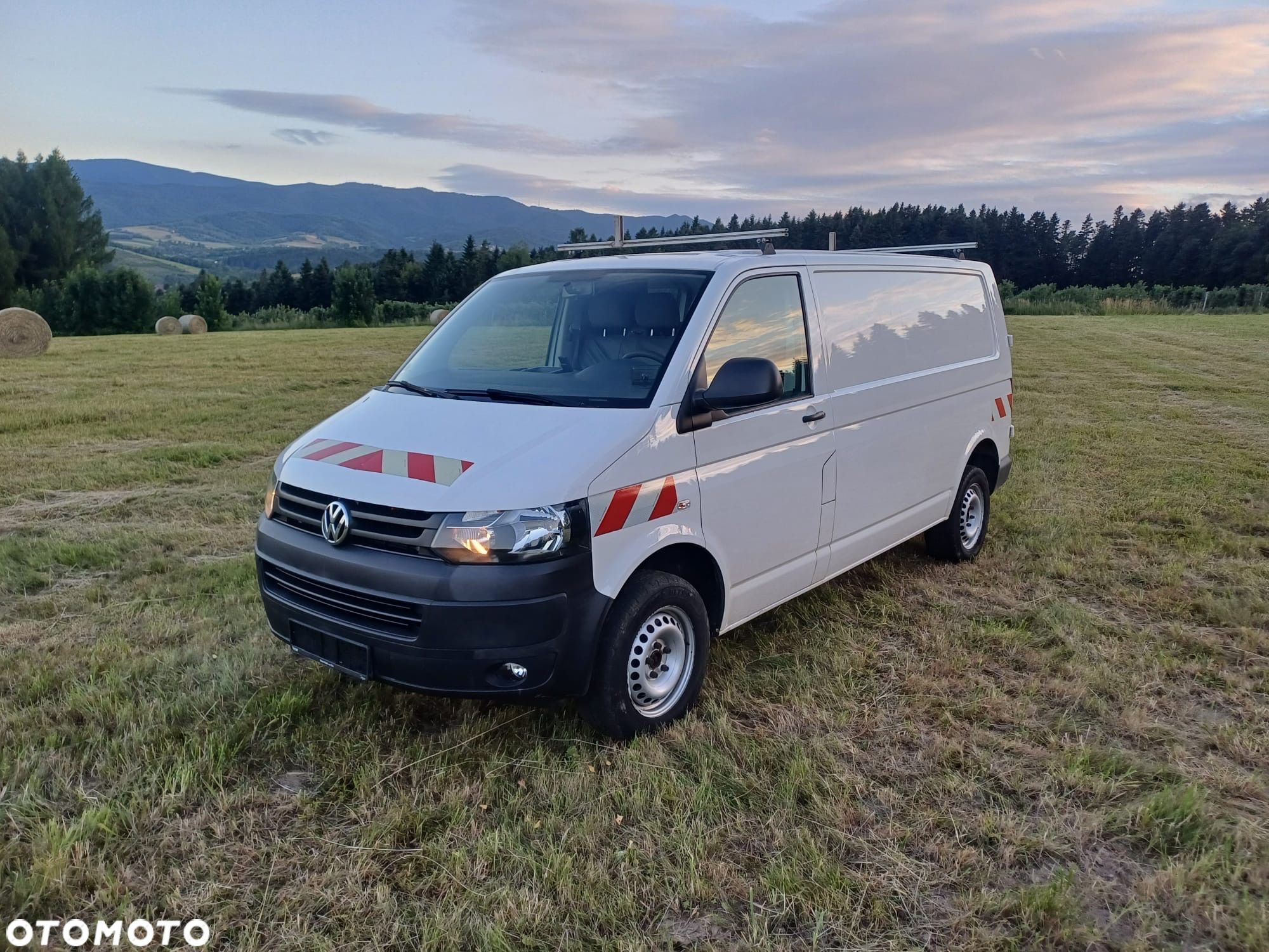Volkswagen Transporter - 1