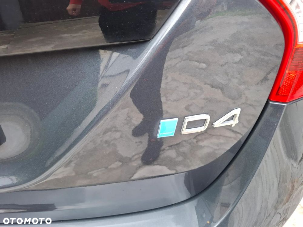 Volvo V60 D4 Geartronic RDesign - 26