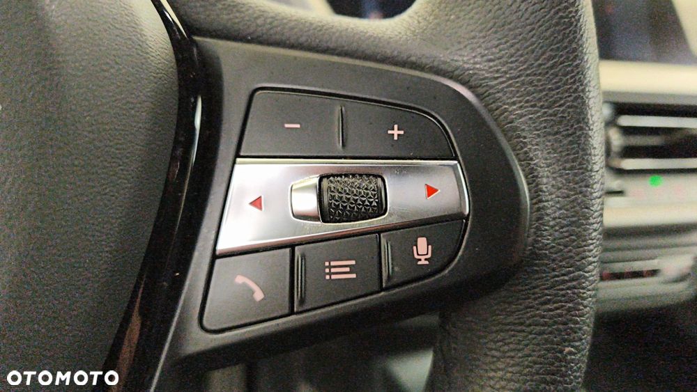 BMW Seria 1 118i Advantage - 22