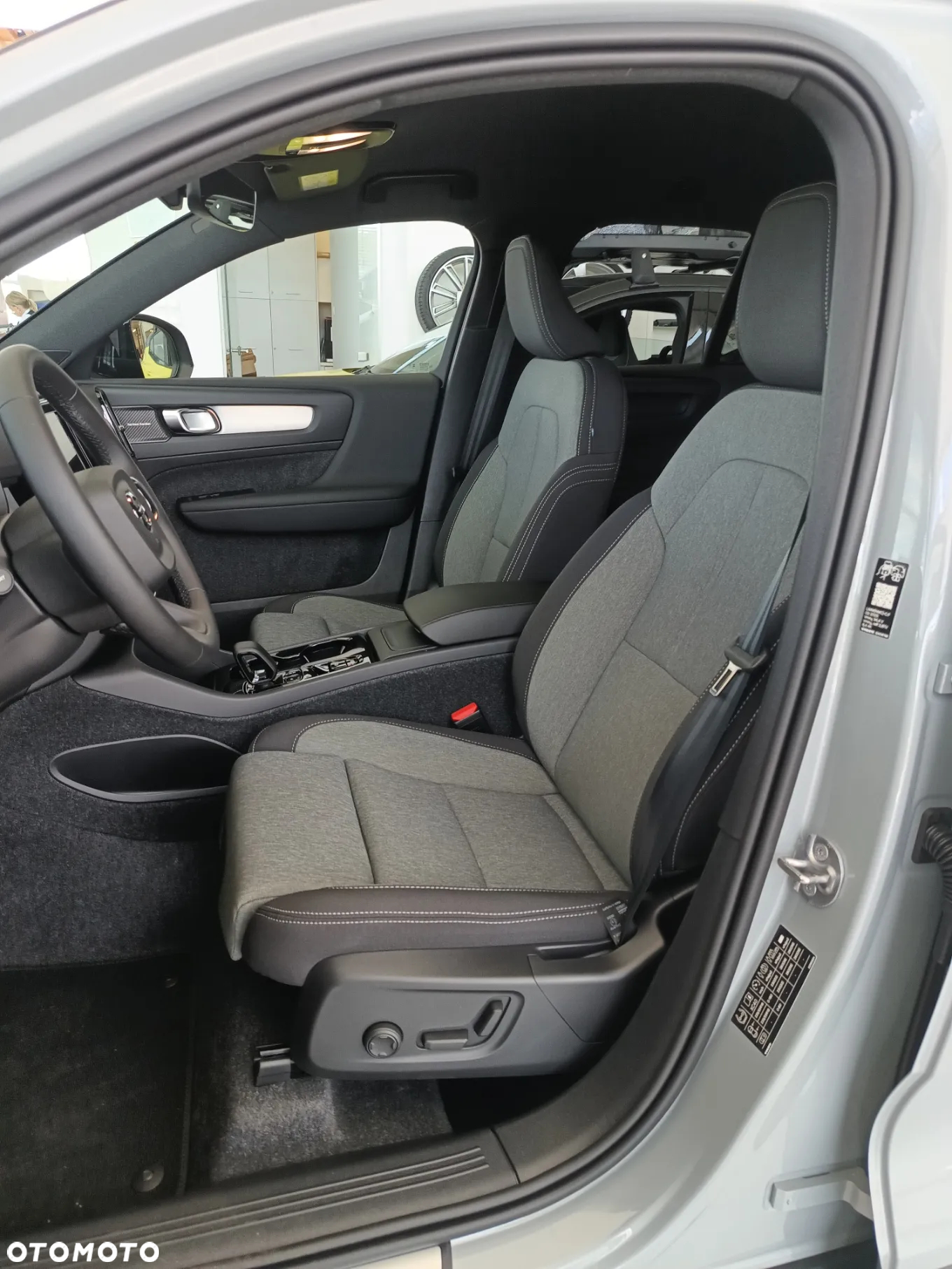 Volvo XC 40 B3 Plus Dark - 7