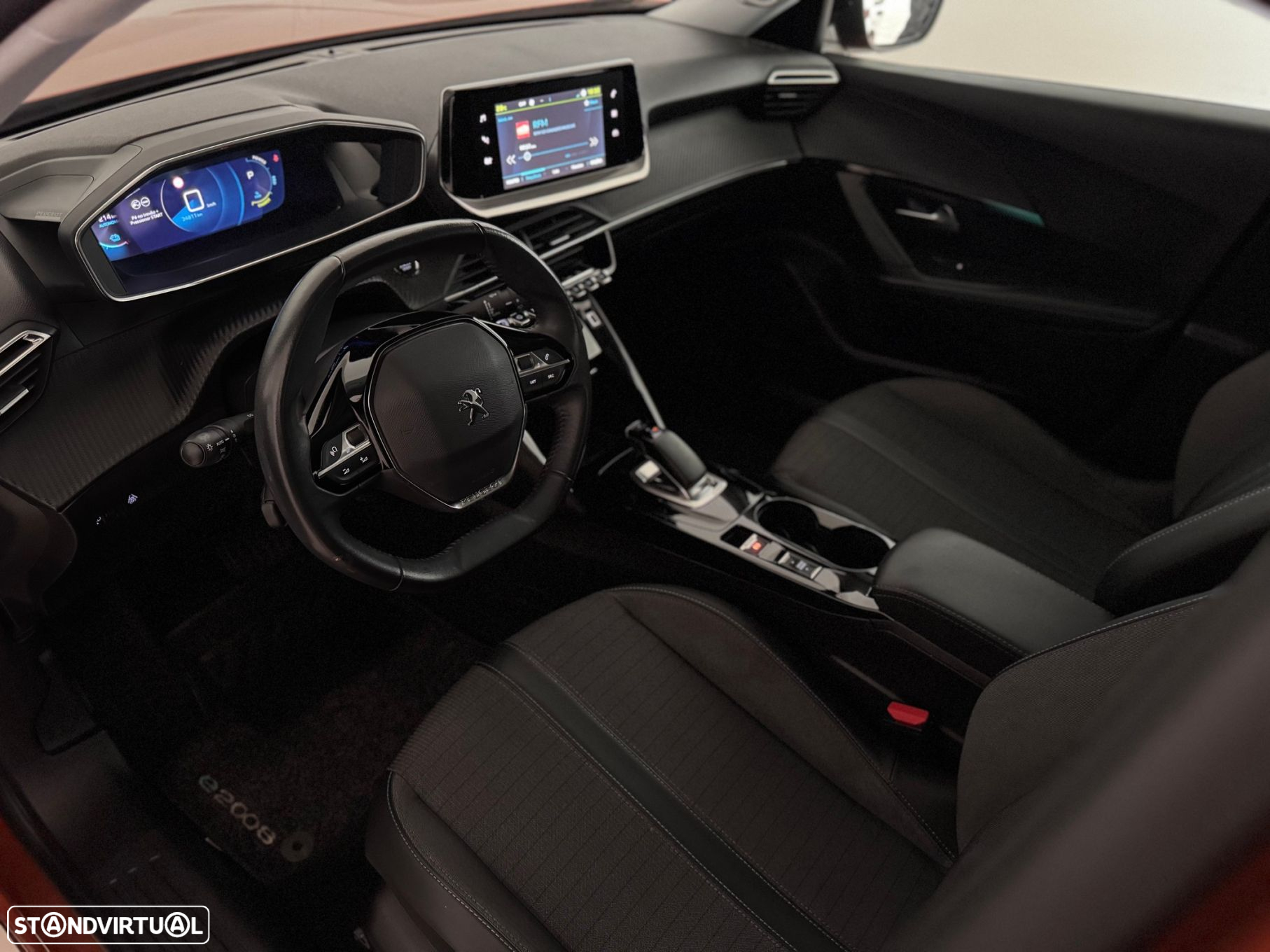 Peugeot 2008 - 11