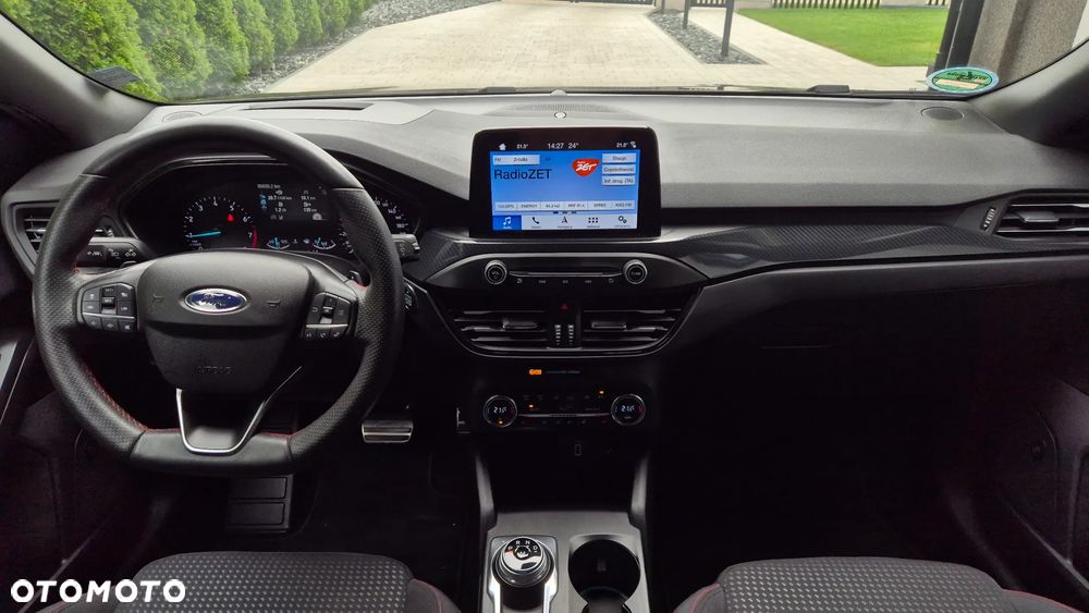 Ford Focus 1.5 EcoBoost ST-Line - 8