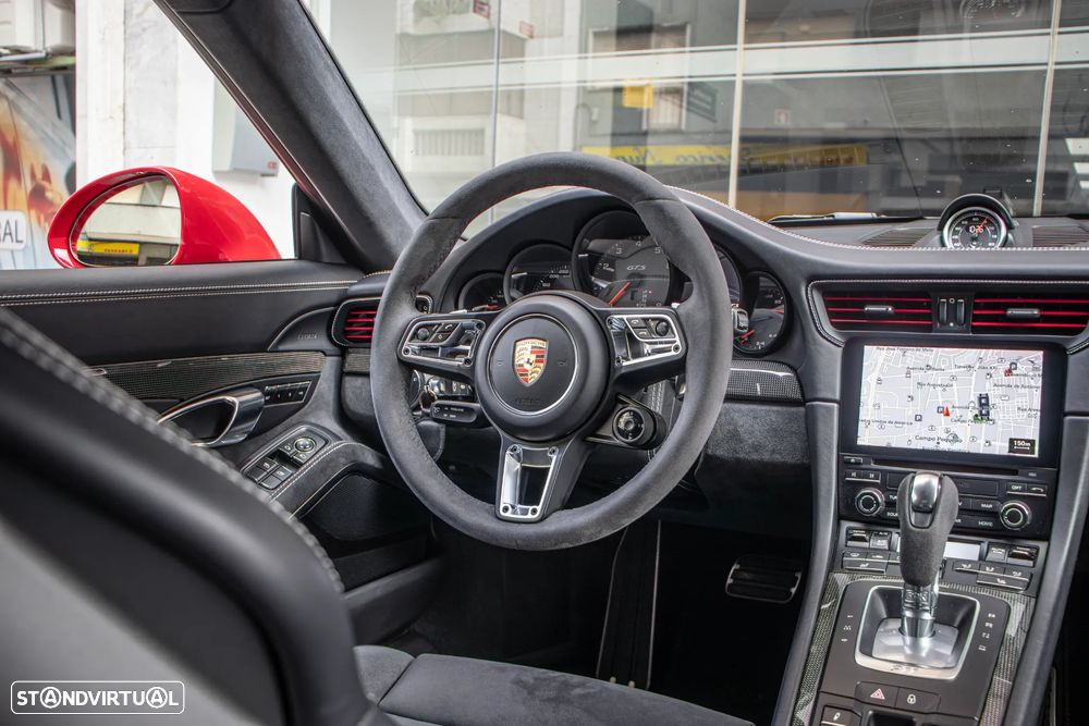 Porsche 911 (991) Carrera GTS PDK - 17