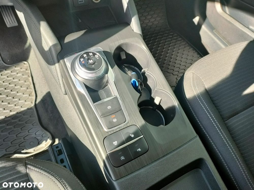 Ford Kuga 2.0 EcoBlue 4x4 TITANIUM - 18