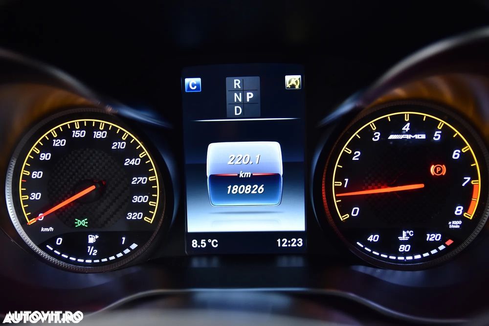 Mercedes-Benz GLC Coupe 63 AMG S 4MATIC - 31