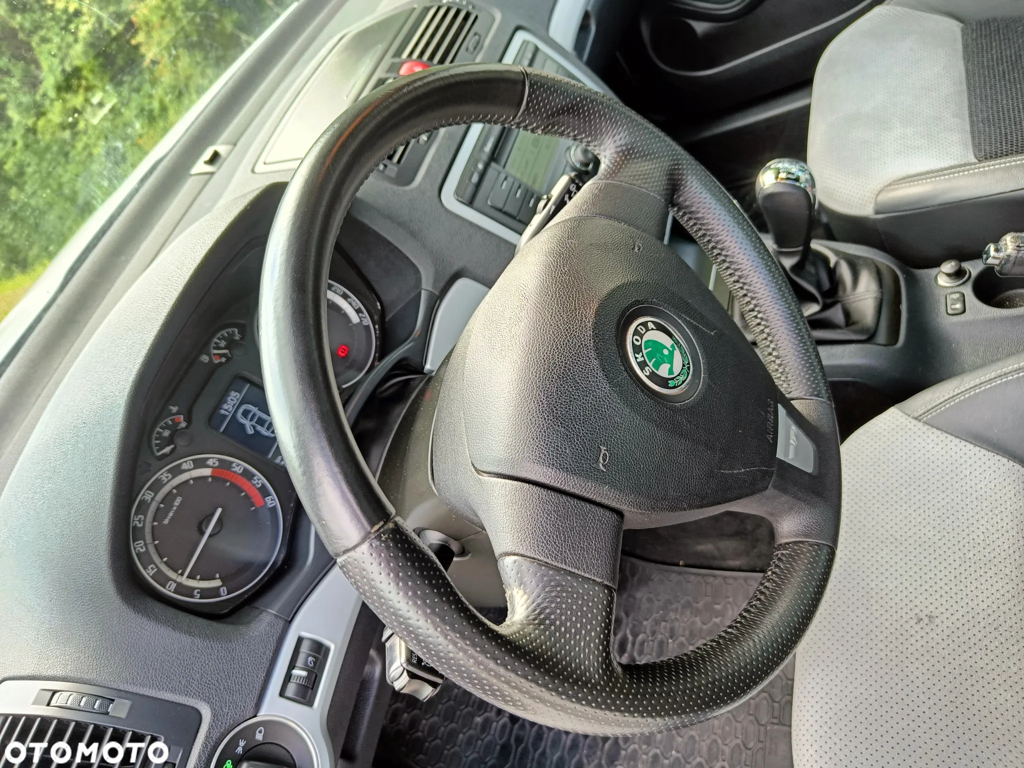 Skoda Octavia 2.0 TDI RS - 29