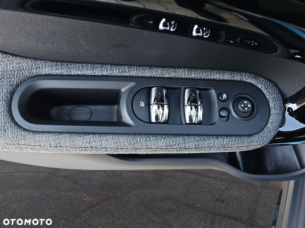 MINI Countryman - 18