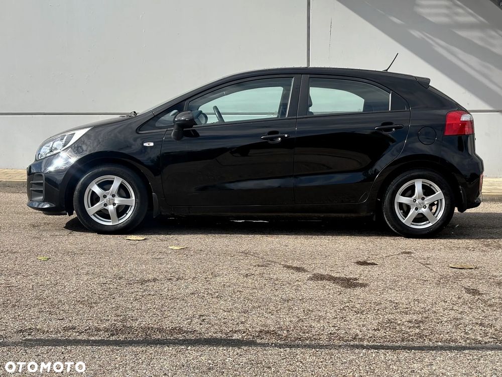 Kia Rio - 6