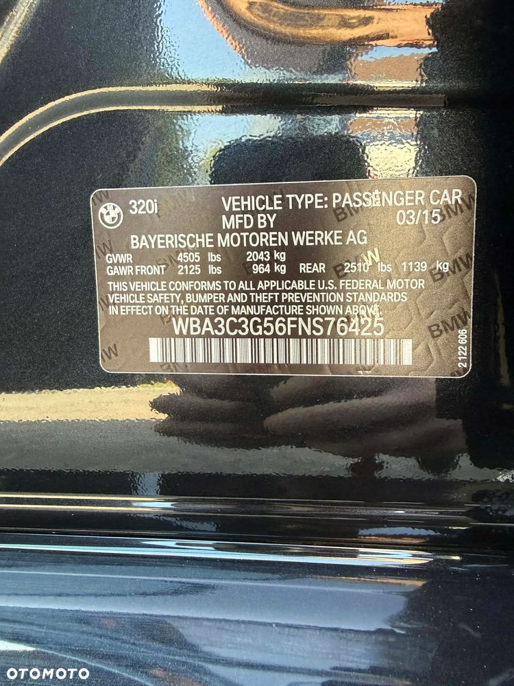 BMW Seria 3 320i xDrive - 6