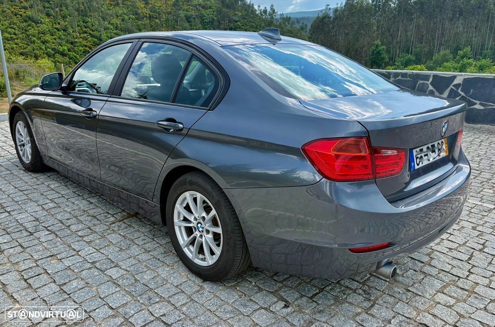 BMW 318 d - 9