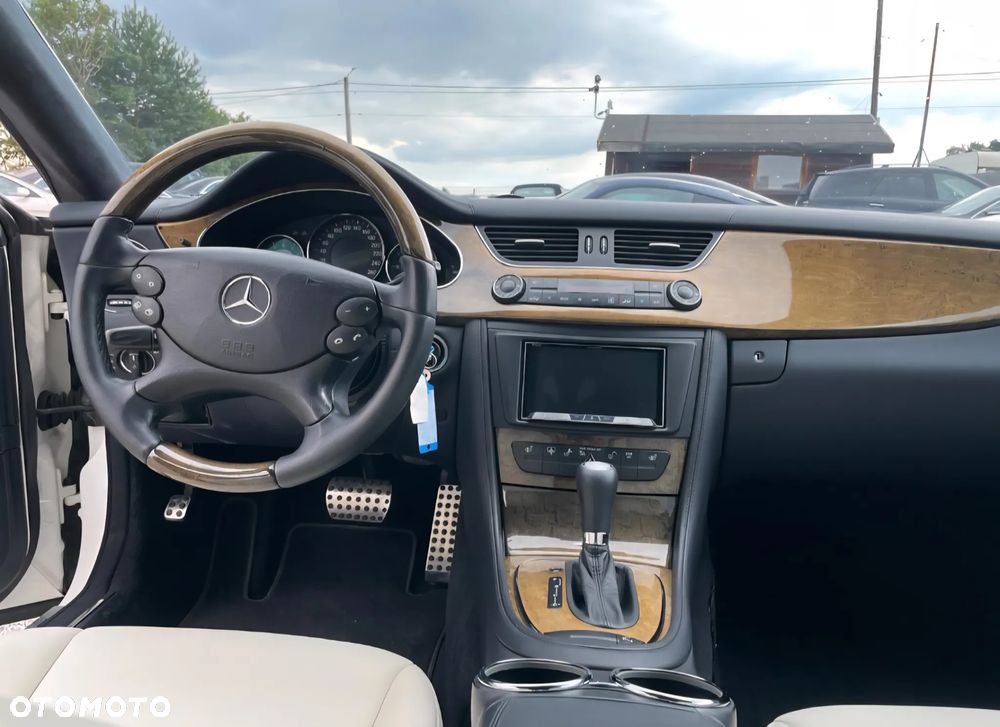 Mercedes-Benz CLS 350 7G-TRONIC - 10