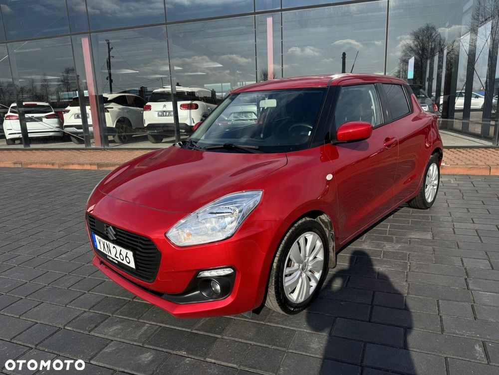 Suzuki Swift 1.2 Premium Plus - 4