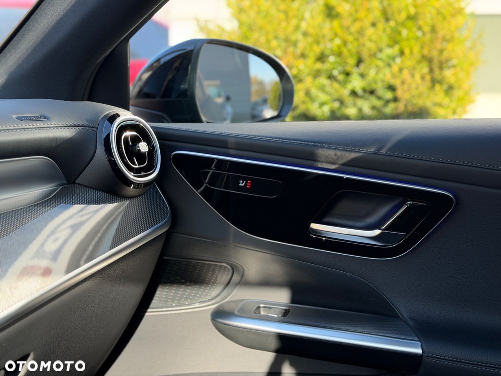 Mercedes-Benz GLC 200 mHEV 4-Matic AMG Line - 23