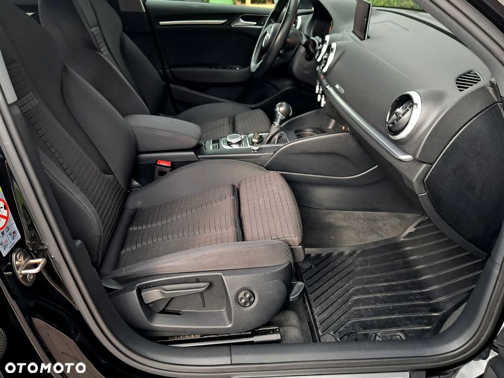 Audi A3 Sportback 2.0 TDI S tronic sport - 36