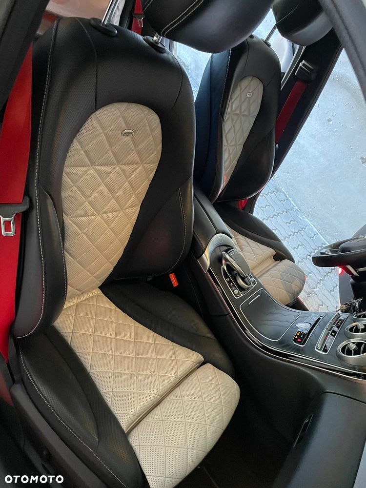 Mercedes-Benz Klasa C AMG 43 4-Matic - 13