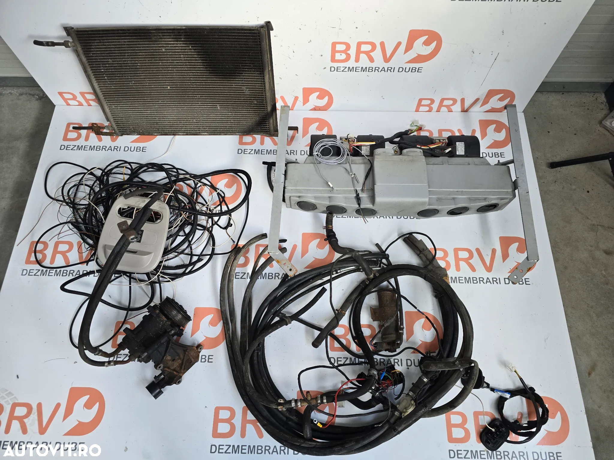Instalatie climatizare (incalzire - racire ) pentru Renault Trafic 3 / Opel Vivaro B Euro 5 , 6 / an 2013 - 2020 Temperatura 0`C - 20`C - 5
