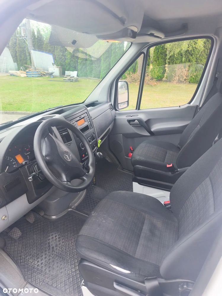 Mercedes-Benz SPRINTER - 6