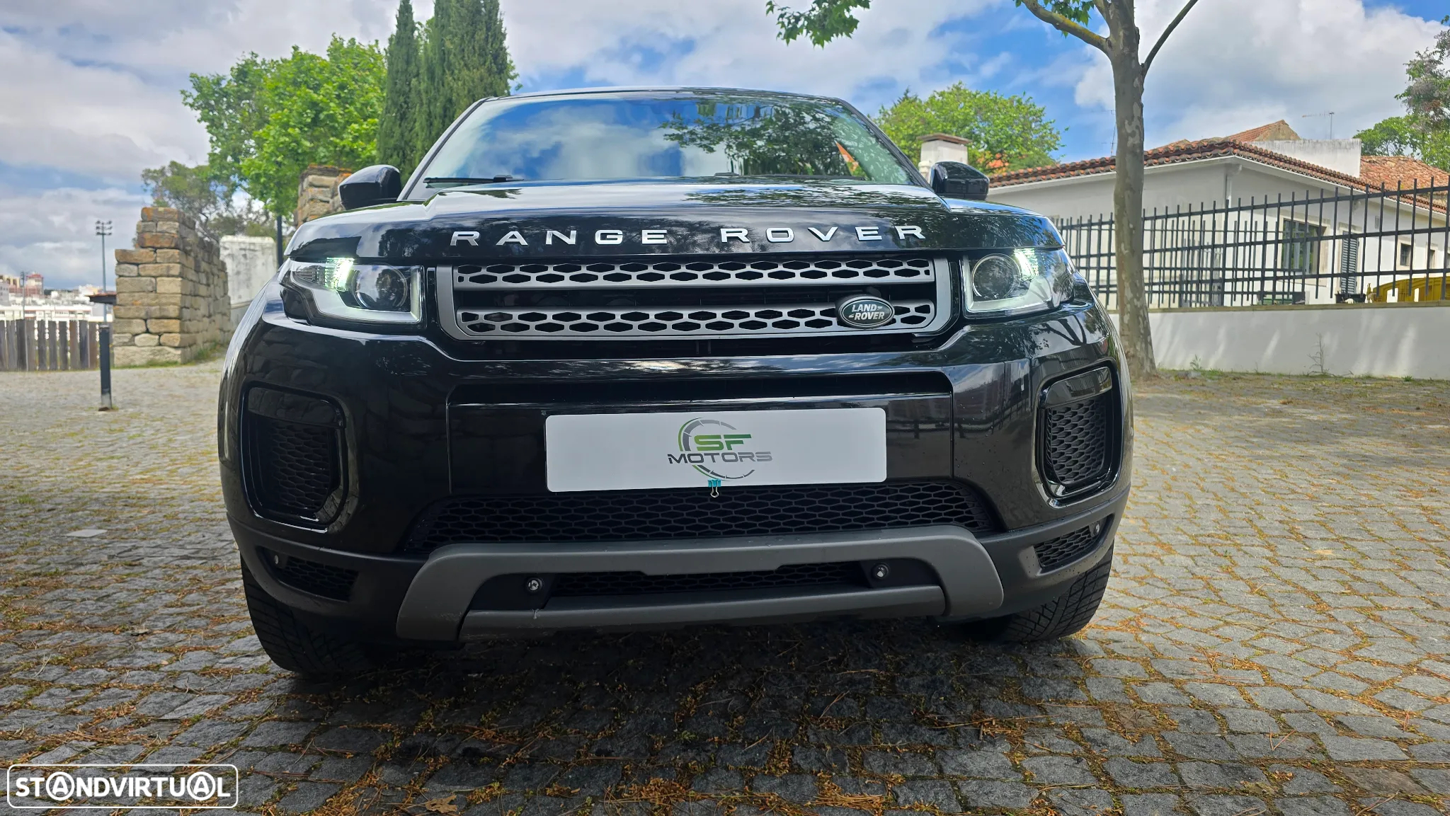 Land Rover Range Rover Evoque 2.0 D150 R-Dynamic - 33