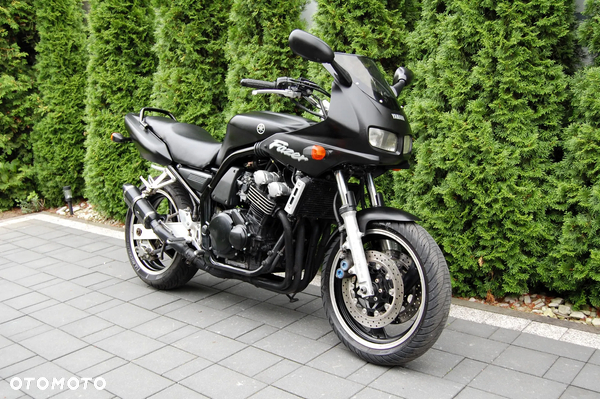 Yamaha FZS