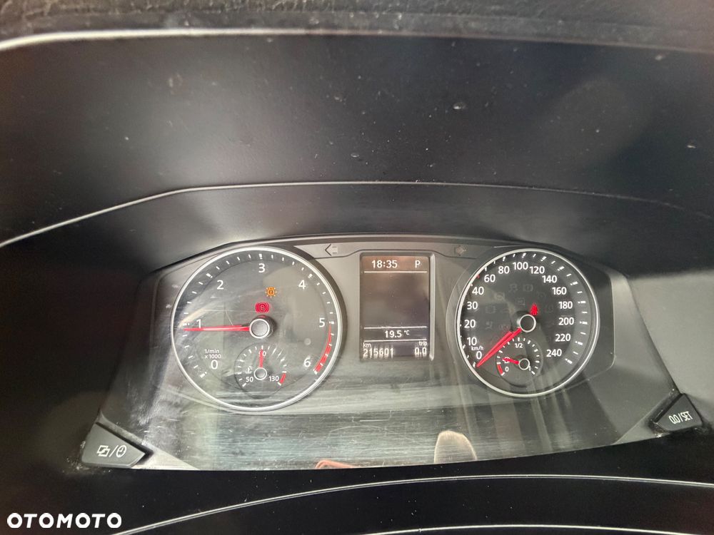 Volkswagen Transporter - 7