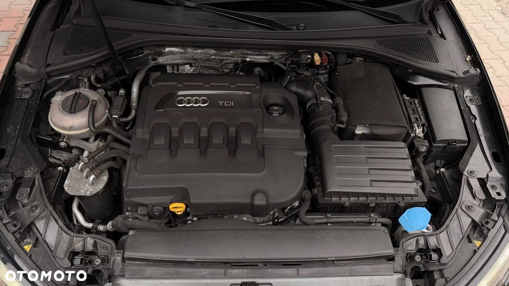 Audi A3 Sportback - 12