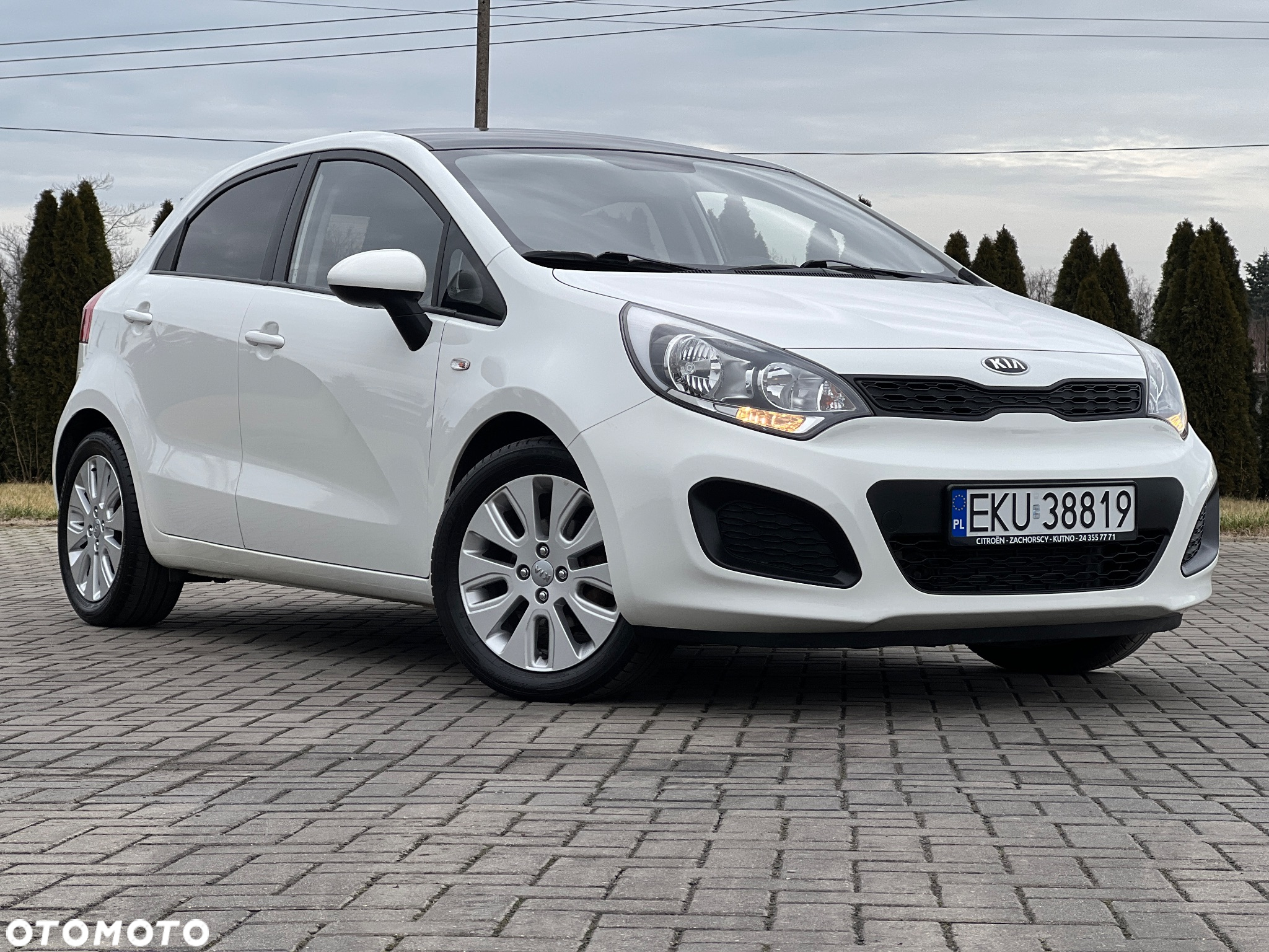 Kia Rio 1.2 Dream Team Edition - 2