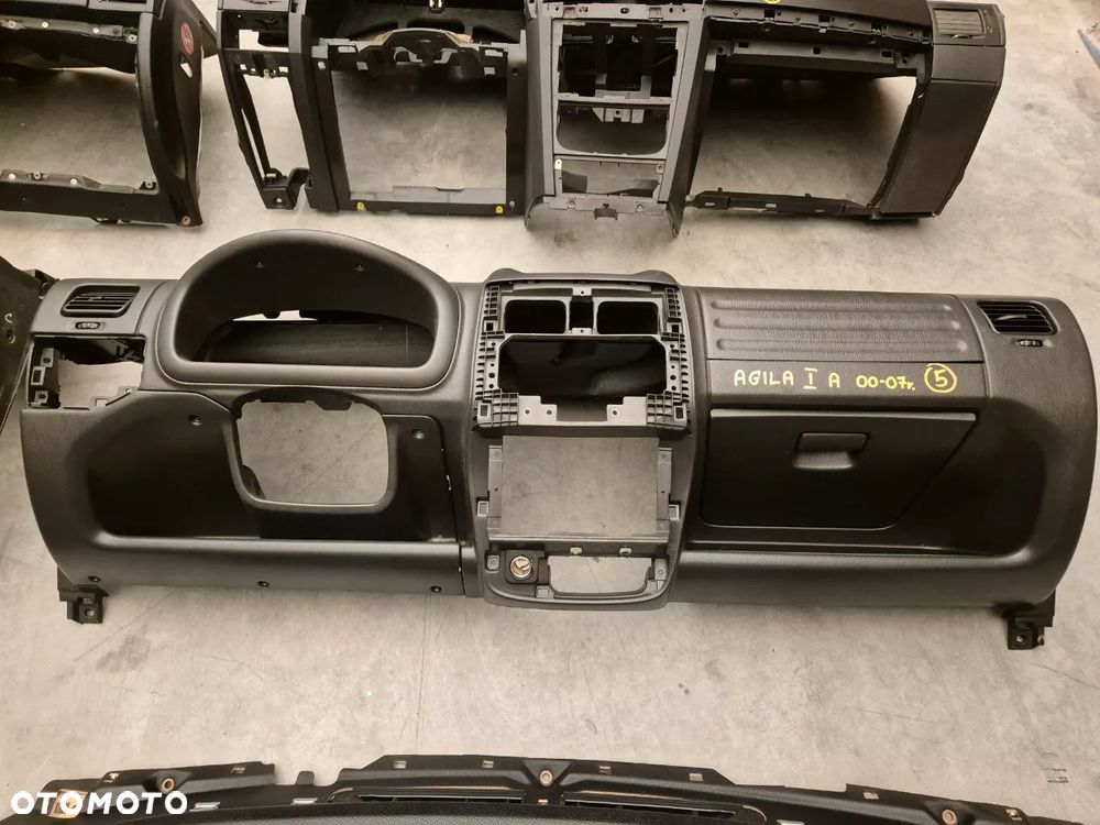 OPEL DESKA ROZDZIELCZA - 10