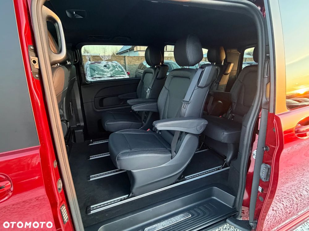 Mercedes-Benz Klasa V 300 d lang 4Matic 9G-TRONIC Avantgarde Edition - 30