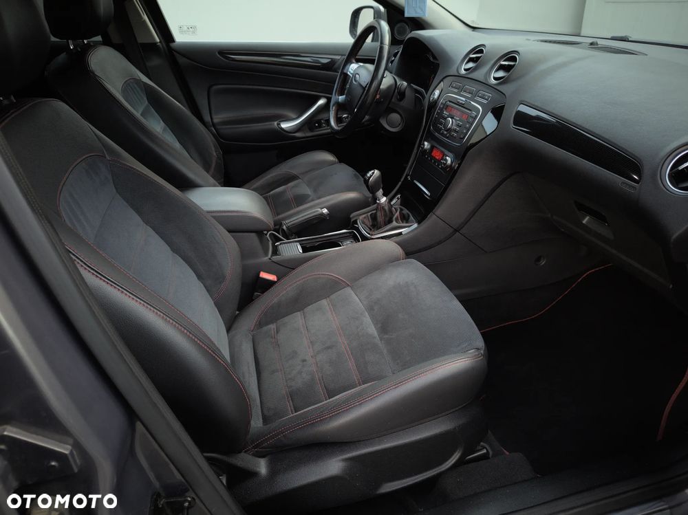 Ford Mondeo 2.0 TDCi Titanium S - 14
