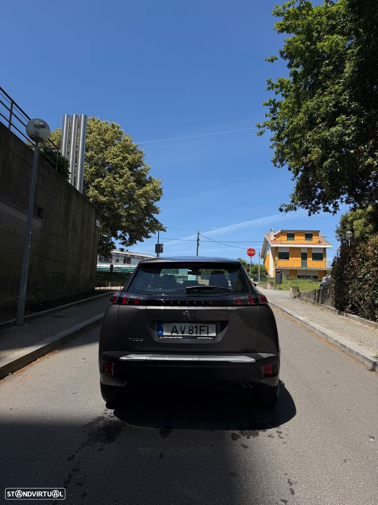 Peugeot 2008 1.2 PureTech Active Pack - 4